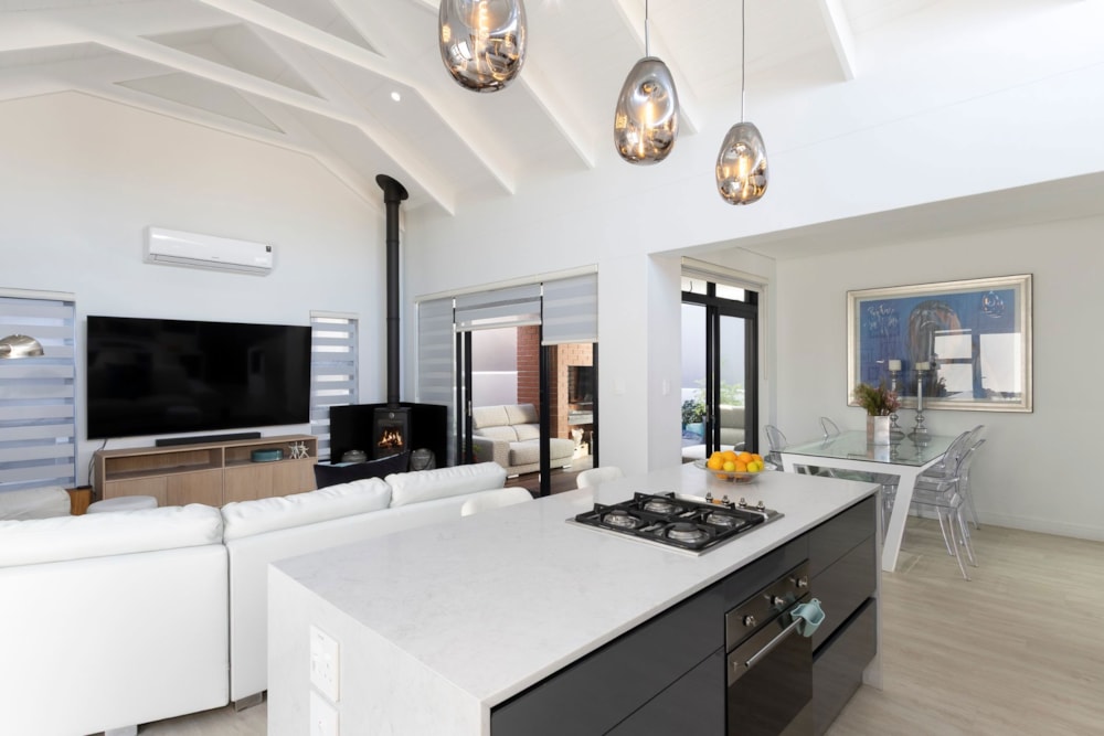 House for sale in Helena Heights - SW1699933