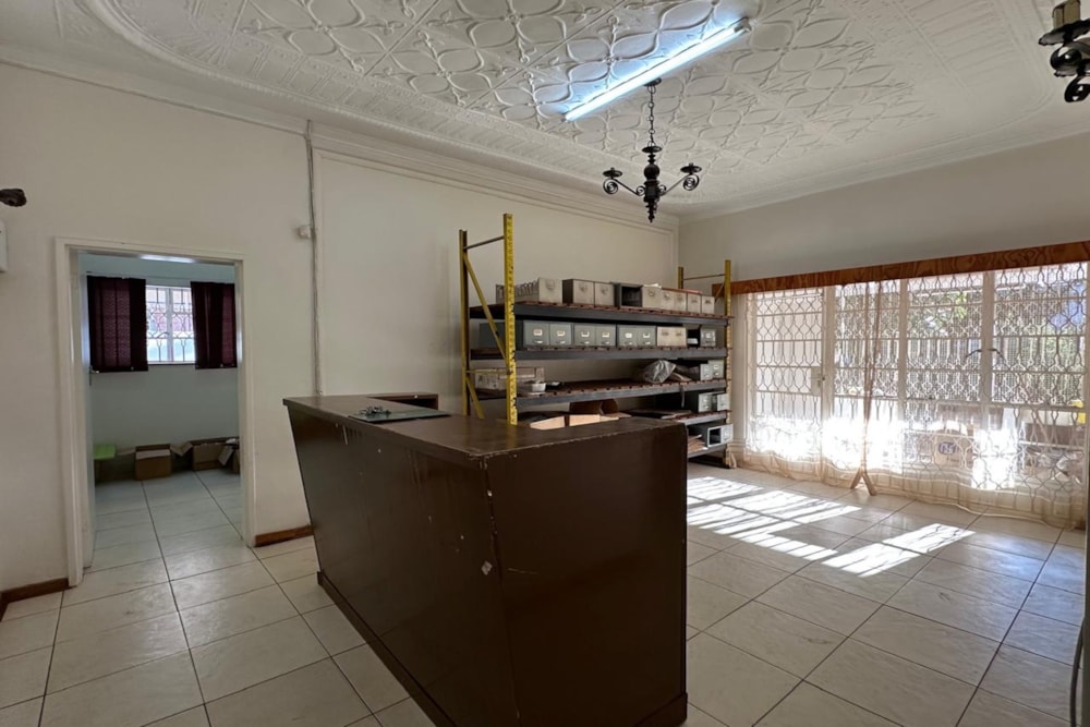 Commercial Building for sale in Bulawayo, Zimbabwe - 3ZB1699305