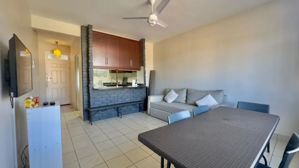 Apartment sold in Morningside, Durban - 1DA1699309 Apartment sold in Morningside, Durban - 1DA1699309
