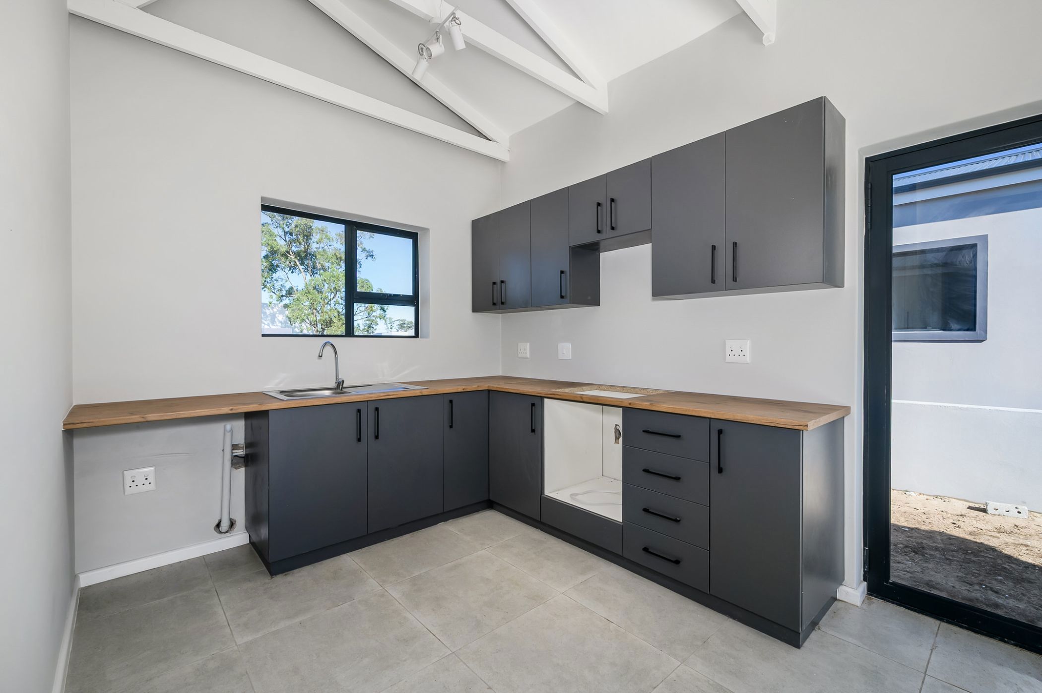 House for sale in Parsons Vlei - 1PLZ1699454