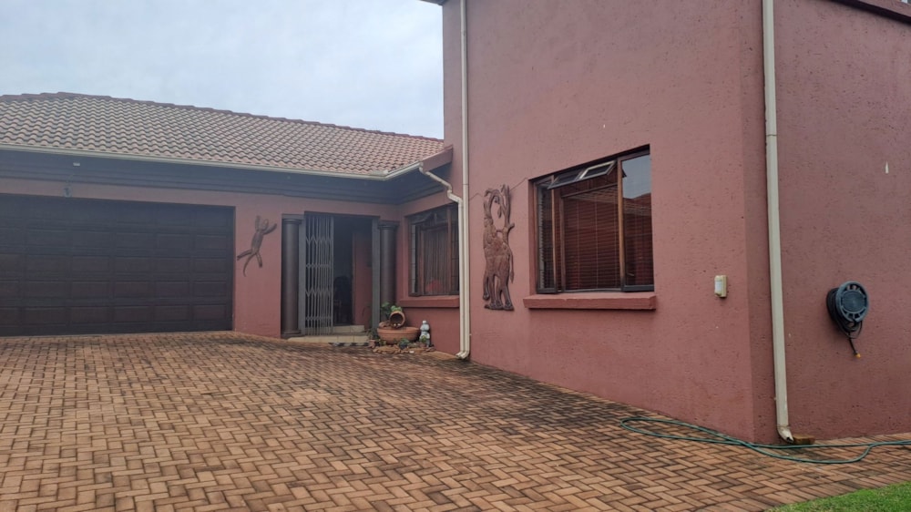 House for sale in Aerorand - 1MD1699522 House for sale in Aerorand - 1MD1699522