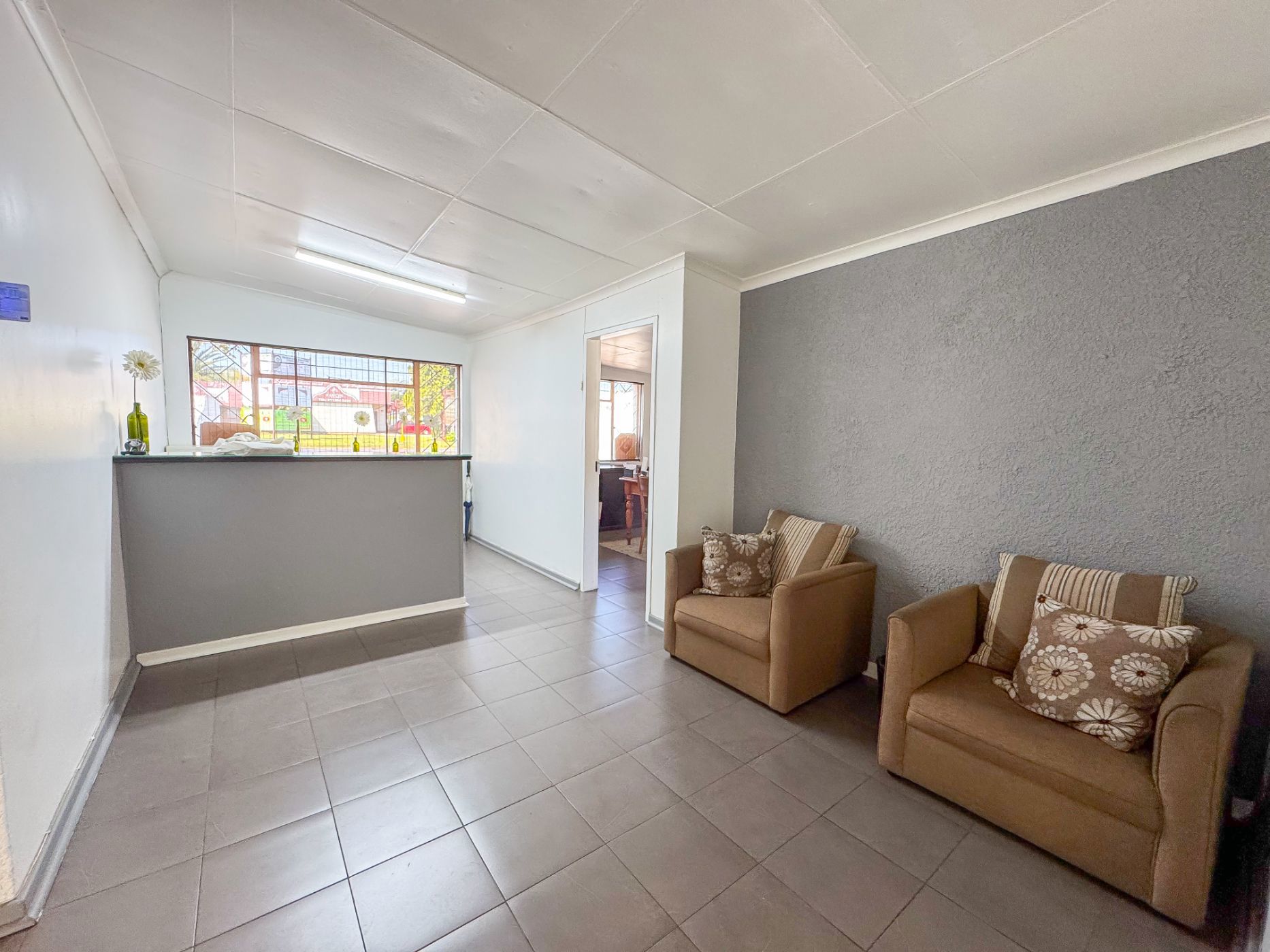 Commercial business for sale in Nimrod Park - KTP1699525