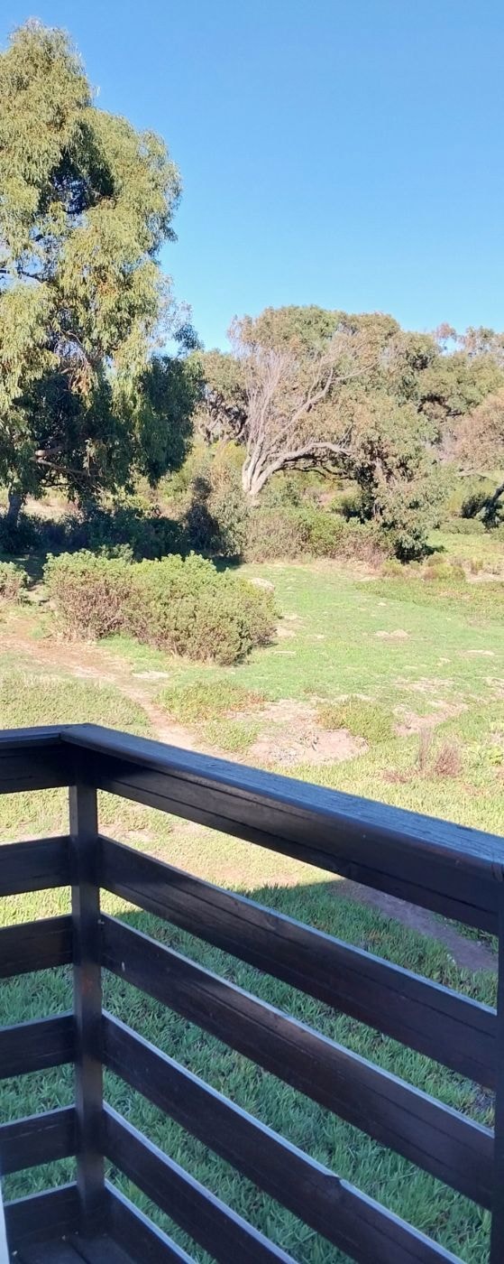 Apartment let in Sun Valley, Fish Hoek - FHL1699549 Apartment let in Sun Valley, Fish Hoek - FHL1699549