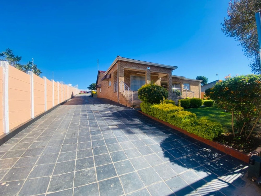 House for sale in Southernwood, Mthatha - 1MH1699556