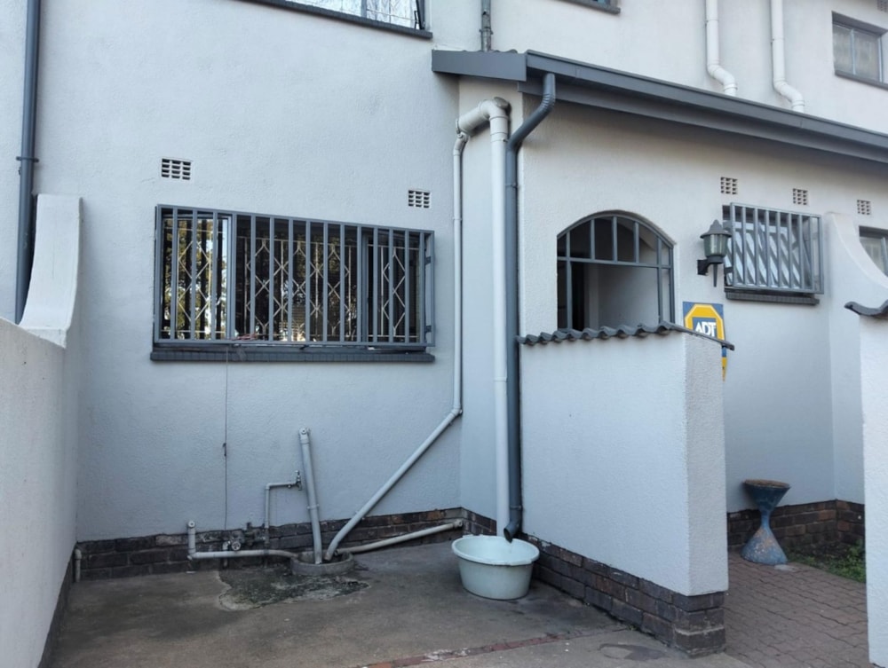 Cluster let in Haddon - 1GV1699576 Cluster let in Haddon - 1GV1699576