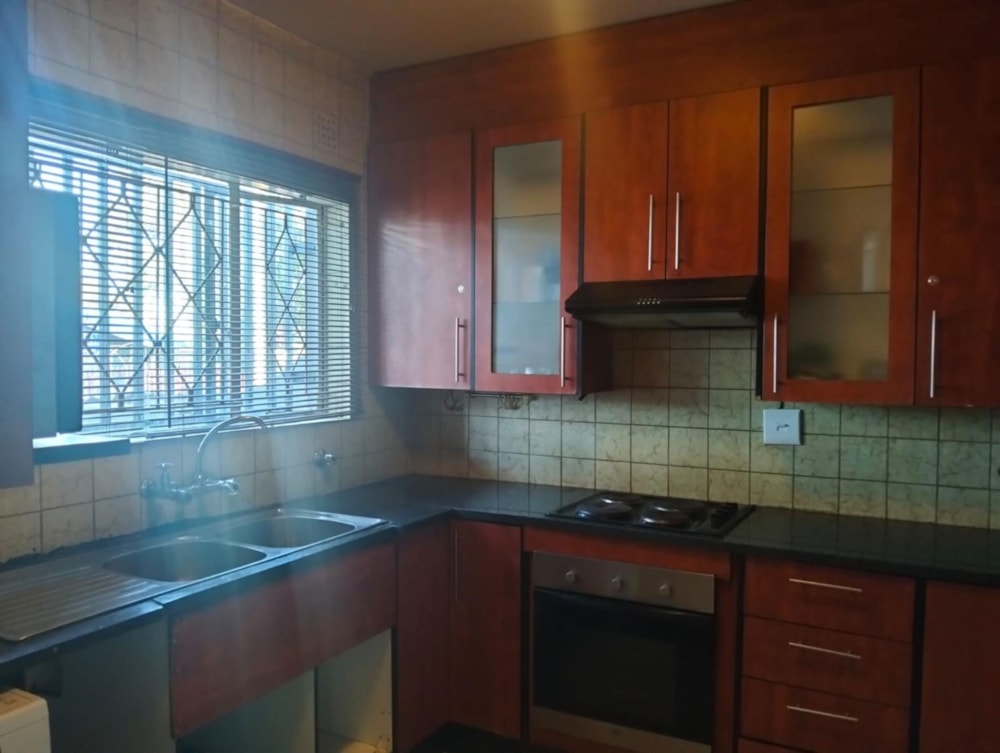 Cluster let in Haddon - 1GV1699576 Cluster let in Haddon - 1GV1699576