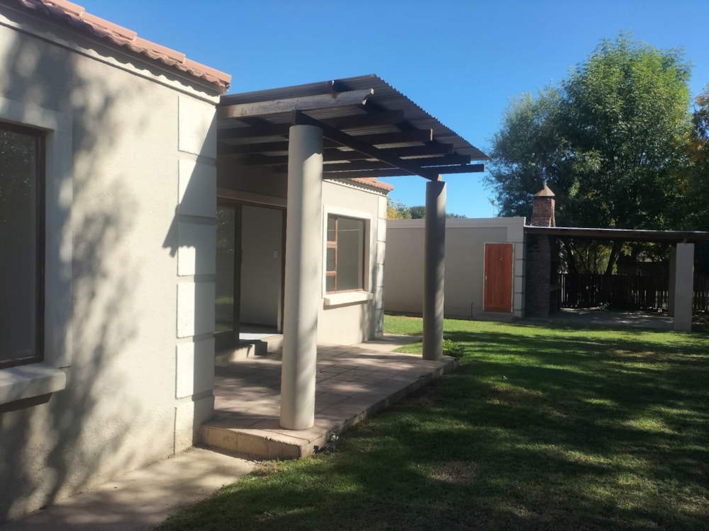 Security complex home for sale in Douglas - 1KJ1700258 Security complex home for sale in Douglas - 1KJ1700258