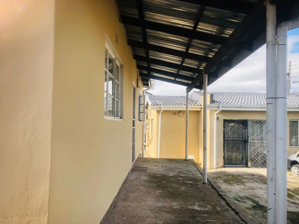 House for sale in Hillcrest, Mthatha - 1MH1700751 House for sale in Hillcrest, Mthatha - 1MH1700751