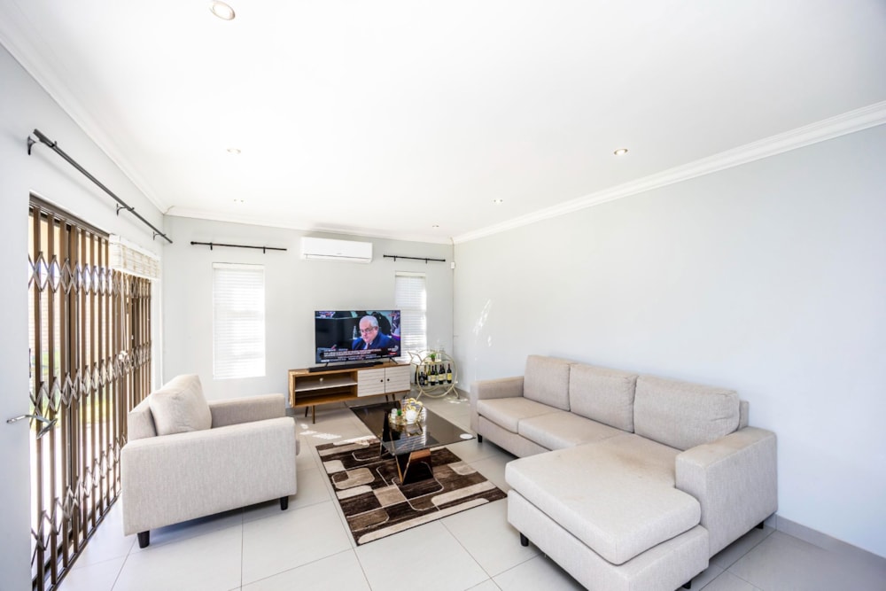 Townhouse for sale in Gonubie - 1EZ1699623