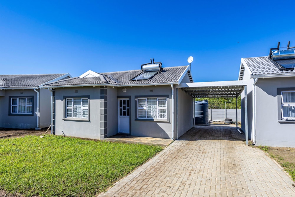 Townhouse for sale in Gonubie - 1EZ1699651