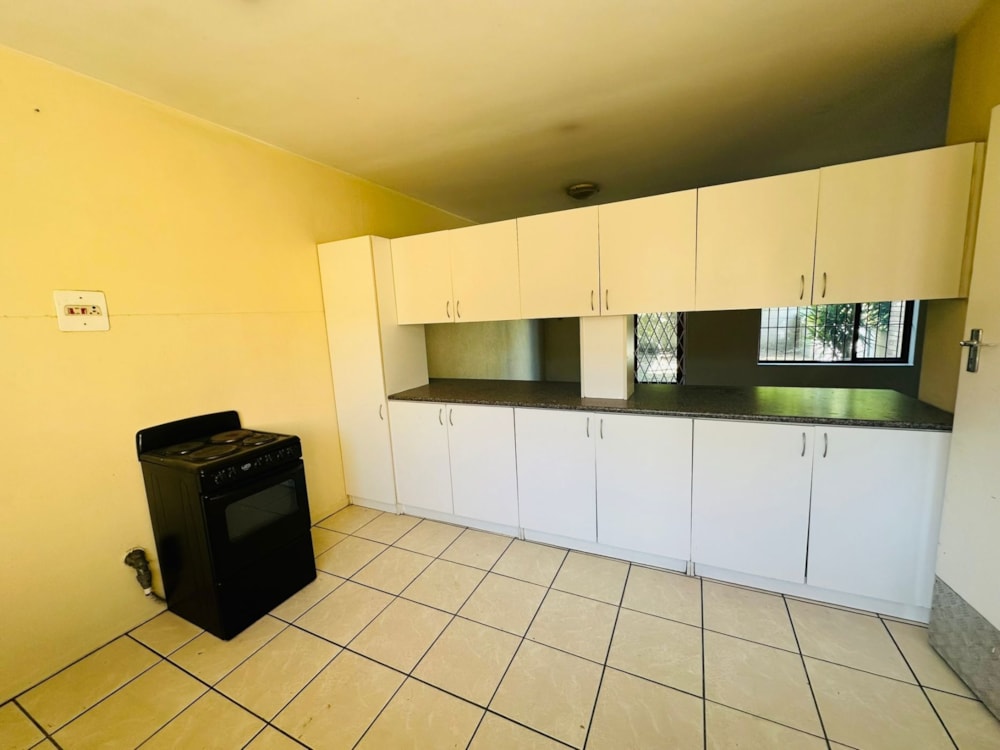 Townhouse let in Bellville, Cape Town - NSL1699722 Townhouse let in Bellville, Cape Town - NSL1699722