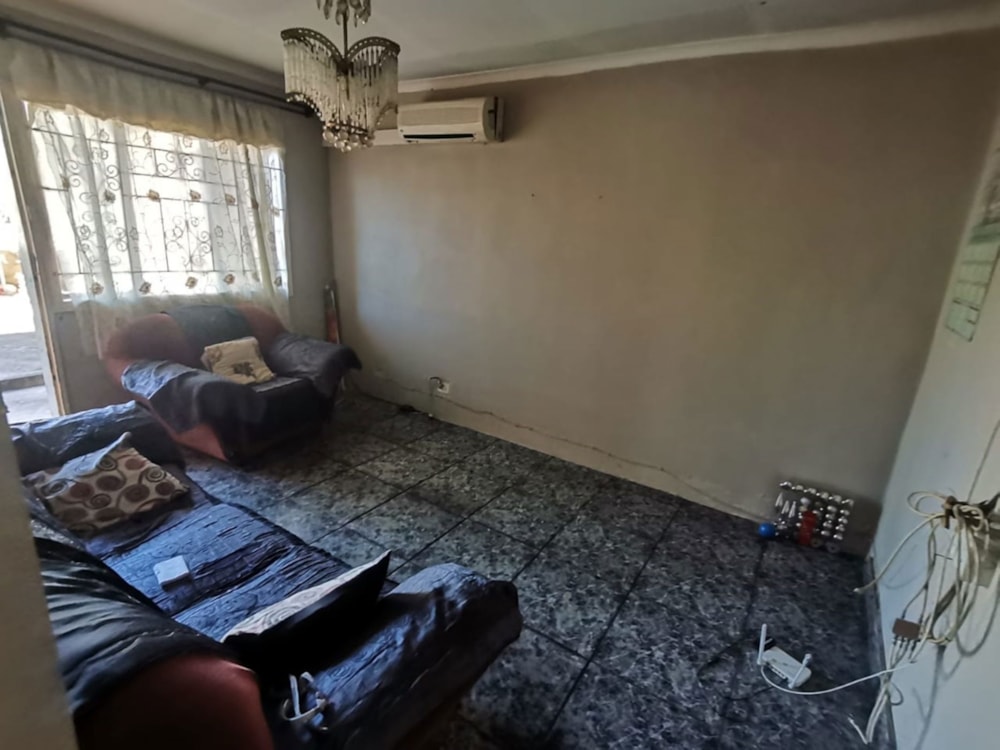 House sold in Phoenix, KwaZulu-Natal - 1DA1699749