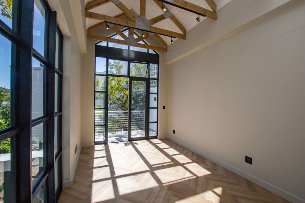 Commercial business for sale in Stellenbosch Central - ST1700228