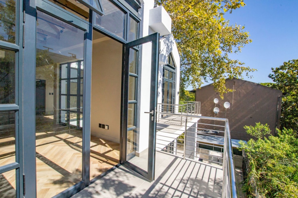 Commercial business for sale in Stellenbosch Central - ST1700228