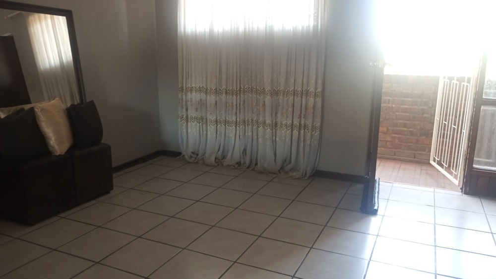 Apartment for sale in Three Rivers Proper - 1VT1699862 Apartment for sale in Three Rivers Proper - 1VT1699862