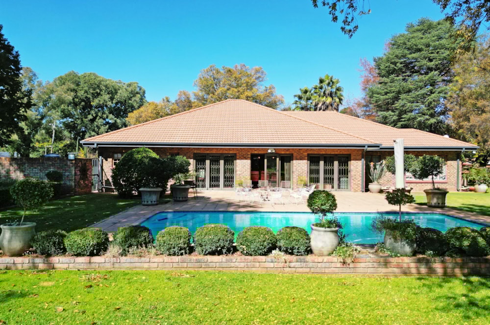 Smallholding for sale in Unitas Park - 1VT1700566