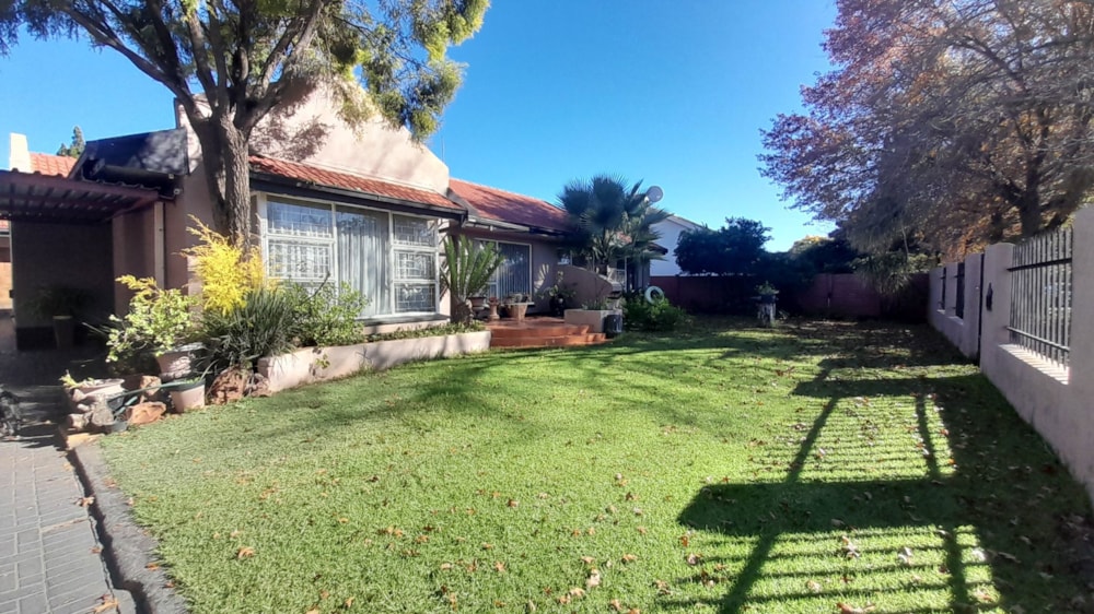 House for sale in Vanderbijlpark SE 7 - 1VT1700776