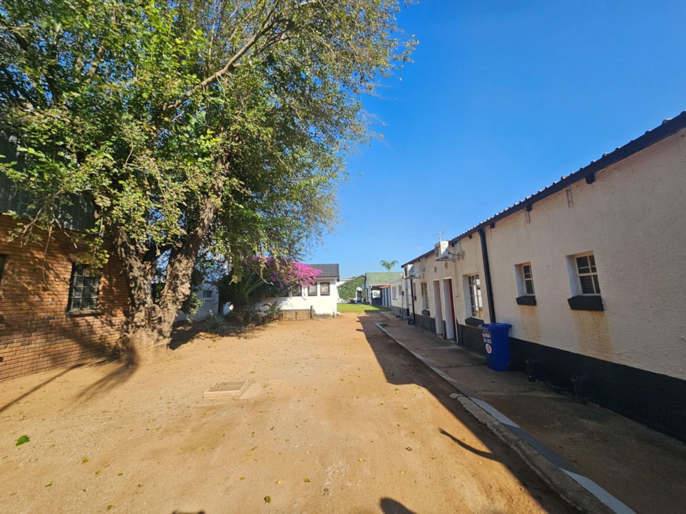 Mixed use farm for sale in Polokwane - 1PS1702658 Mixed use farm for sale in Polokwane - 1PS1702658