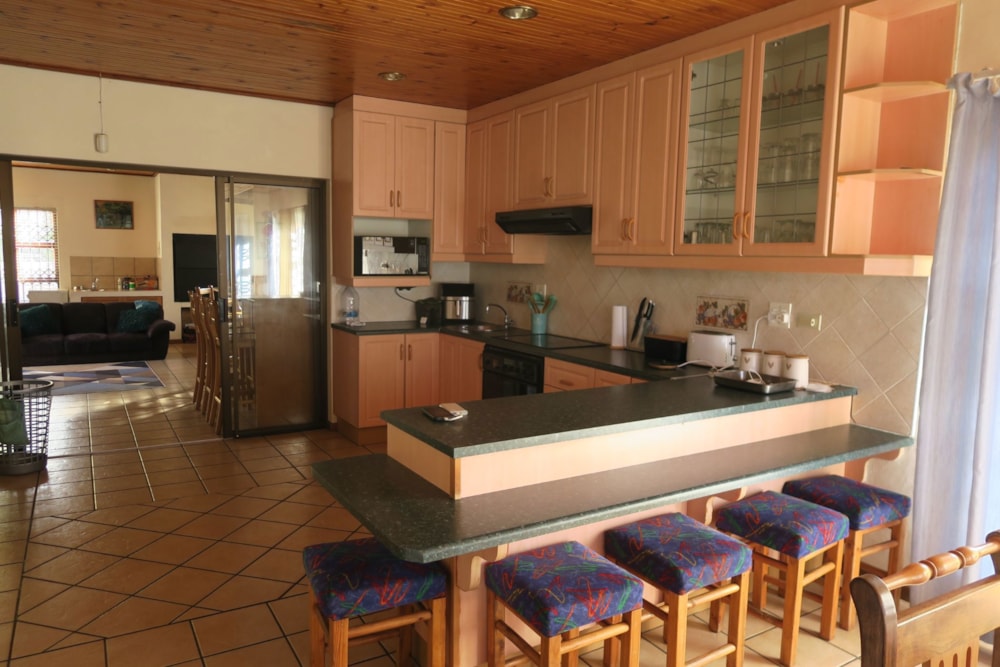 Single-storey house sold in Prince Alfred Hamlet - RV1700247 Single-storey house sold in Prince Alfred Hamlet - RV1700247