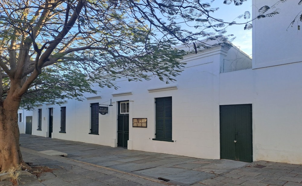 Commercial office for sale in Graaff-Reinet - 1KK1700305