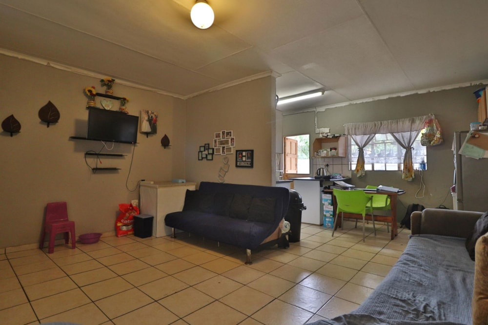 House for sale in Komatipoort - 1NK1700343 House for sale in Komatipoort - 1NK1700343