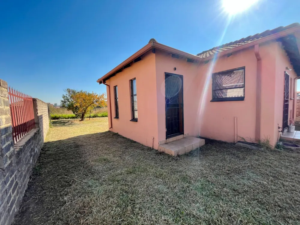 House for sale in Vanderbijlpark CE 3 - 1VT1701869 House for sale in Vanderbijlpark CE 3 - 1VT1701869