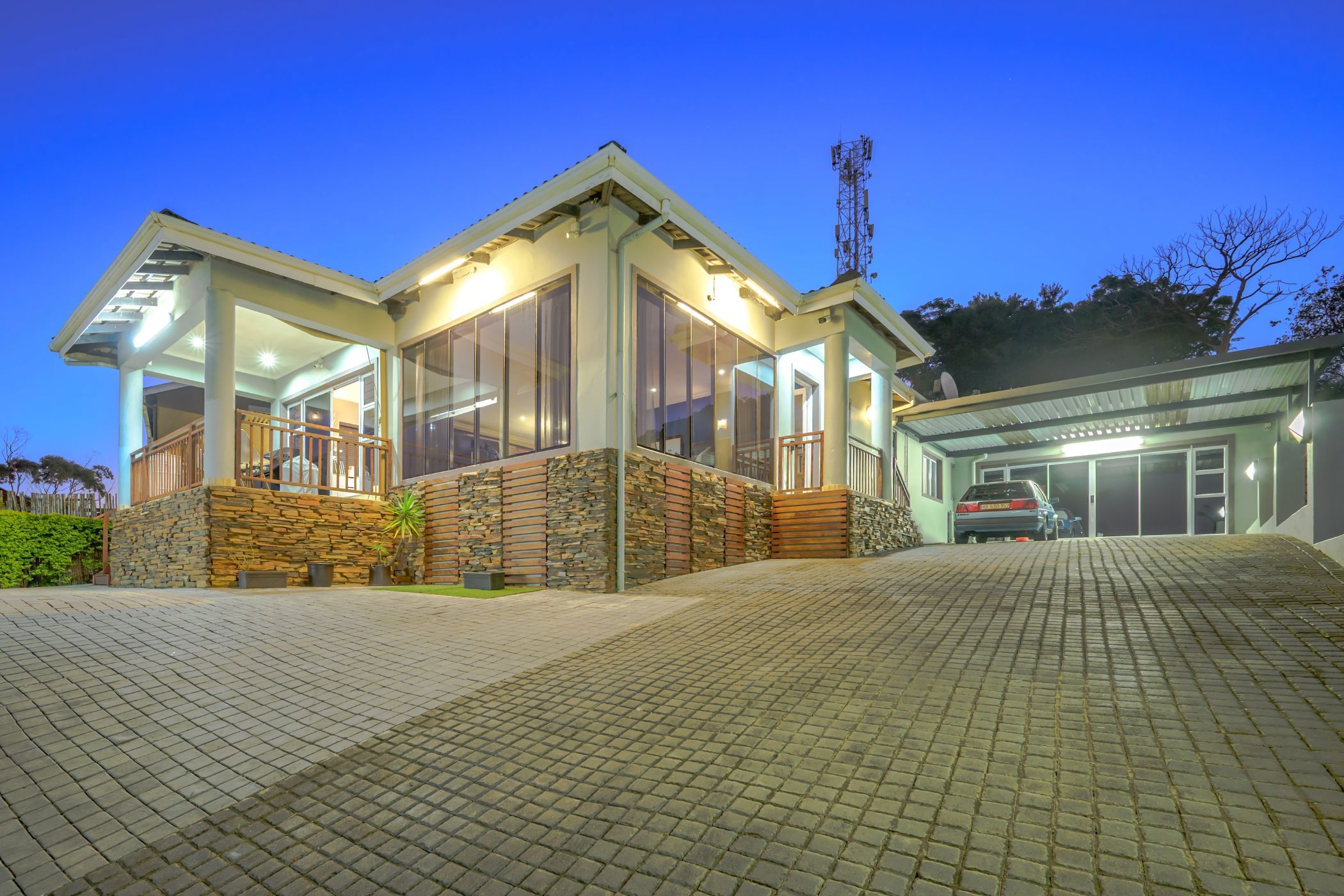 House for sale in Effingham Heights - 1ND1700357