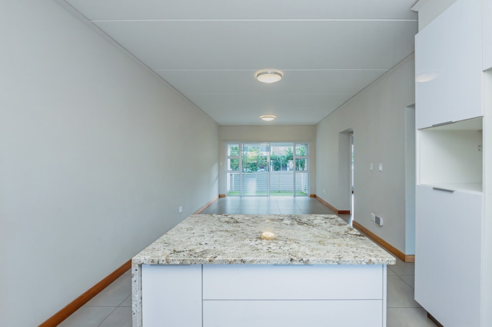 Apartment for sale in Bryanston - HP1700366