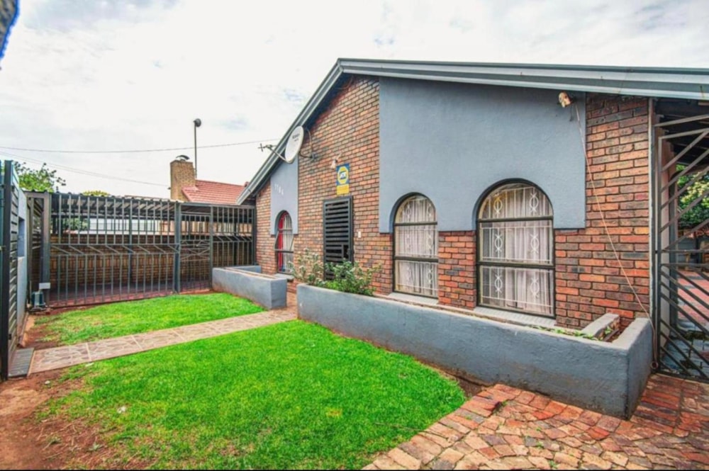 House for sale in Actonville - EN1700409 House for sale in Actonville - EN1700409