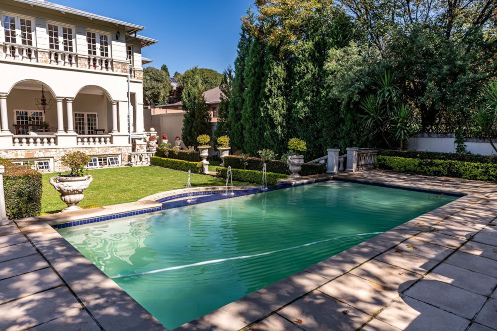 Double-storey house to rent in Forest Town - JBL1700540 Double-storey house to rent in Forest Town - JBL1700540