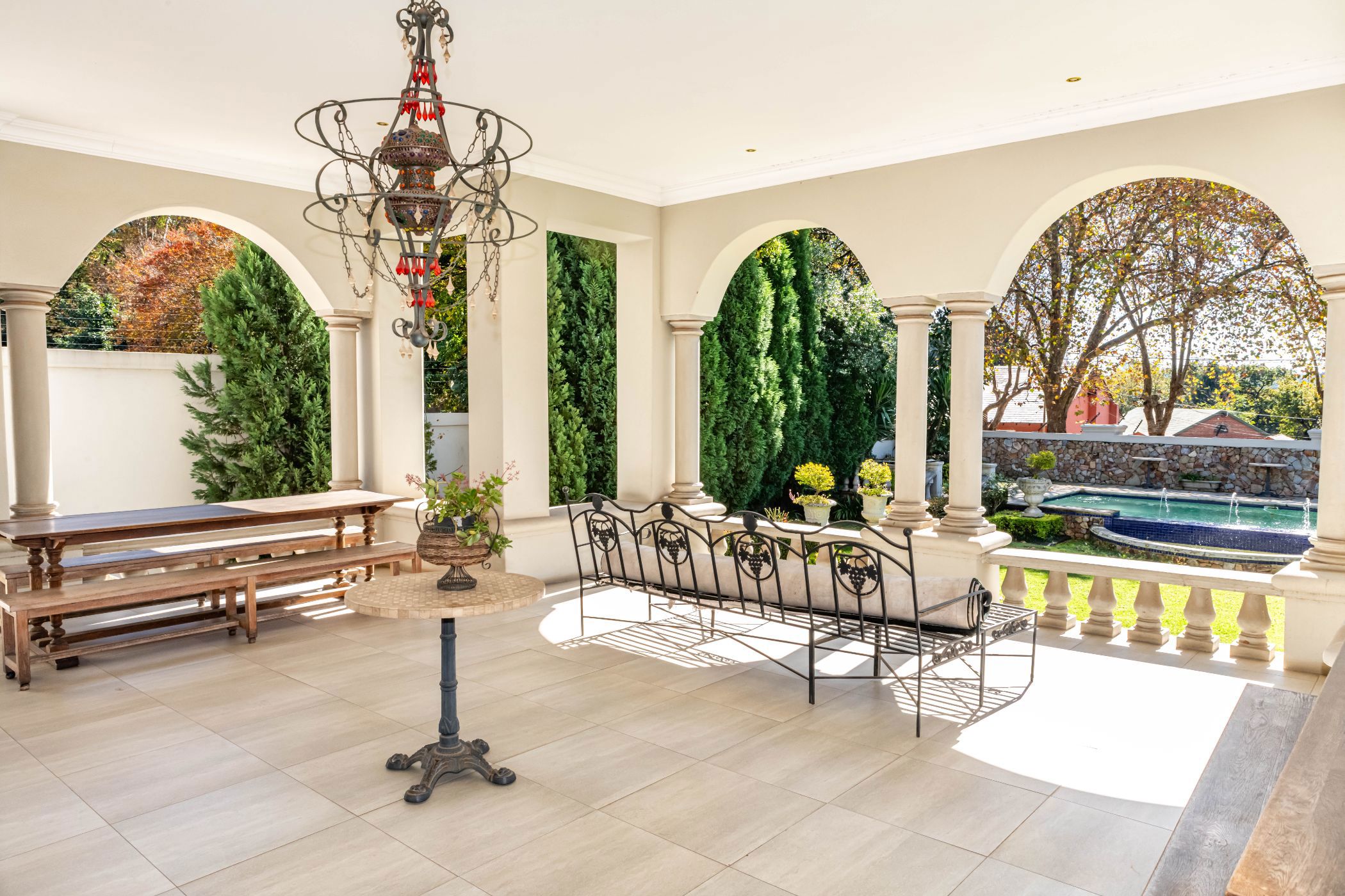 Double-storey house to rent in Forest Town - JBL1700540