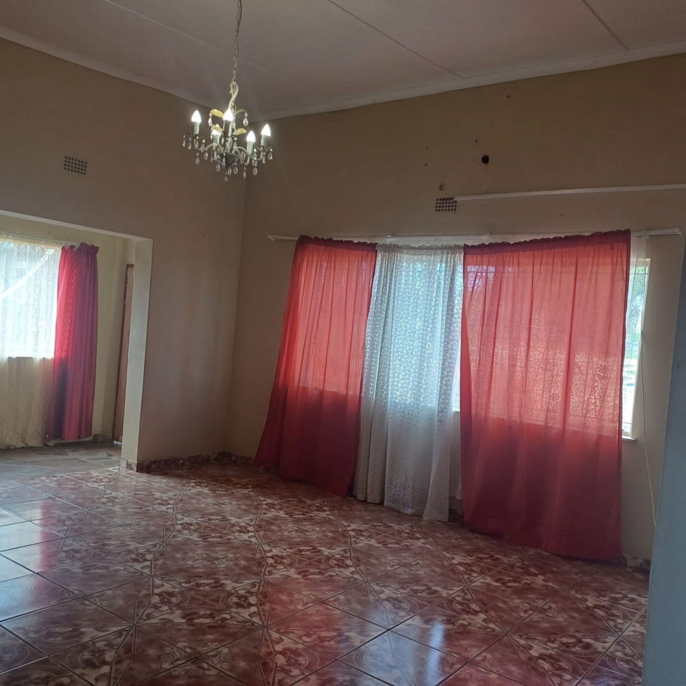 House for sale in Straussburg - 1KAH1700420 House for sale in Straussburg - 1KAH1700420