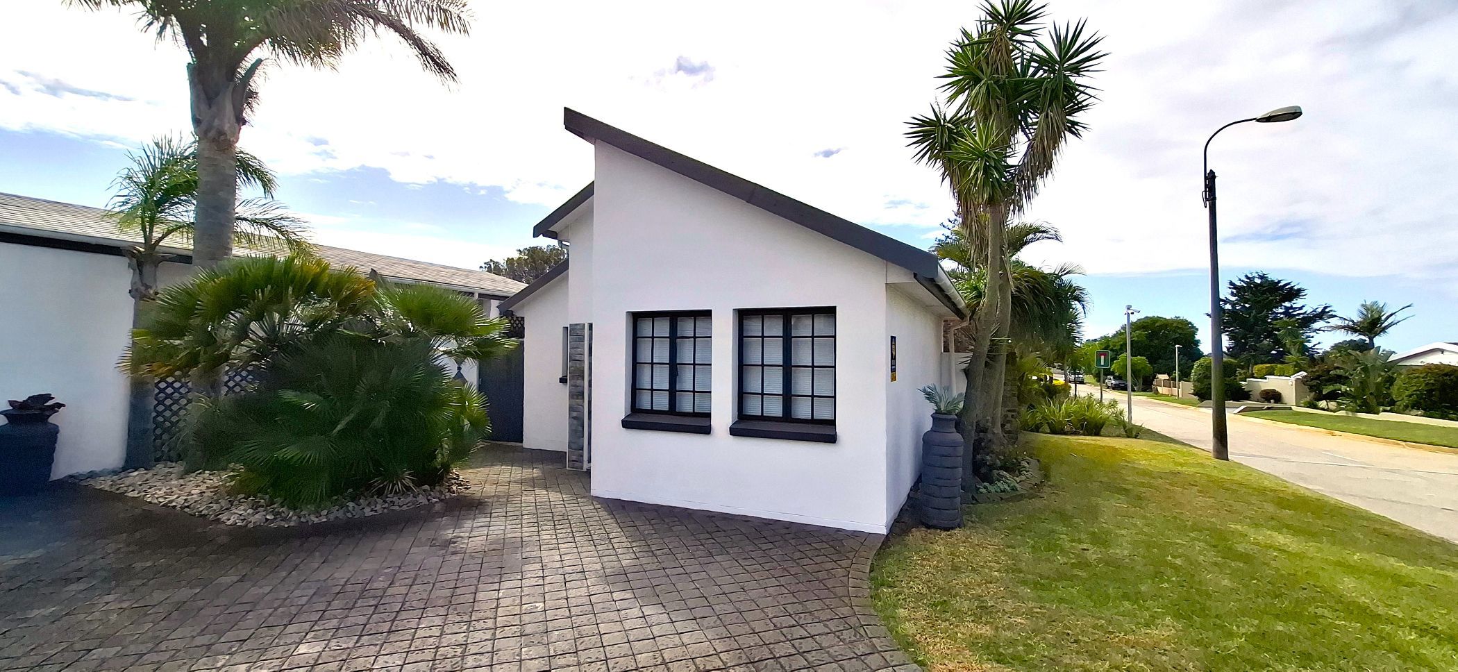 Cottage let in Mangold Park - 1PLZ1700633