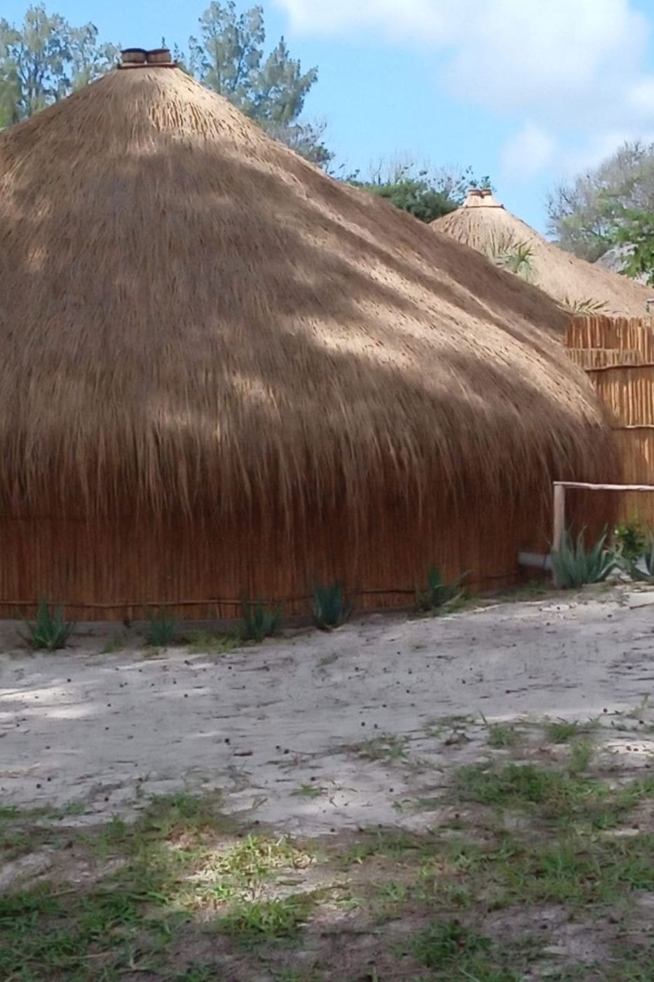 House for sale in Pomene, Mozambique - 3MQ1700659