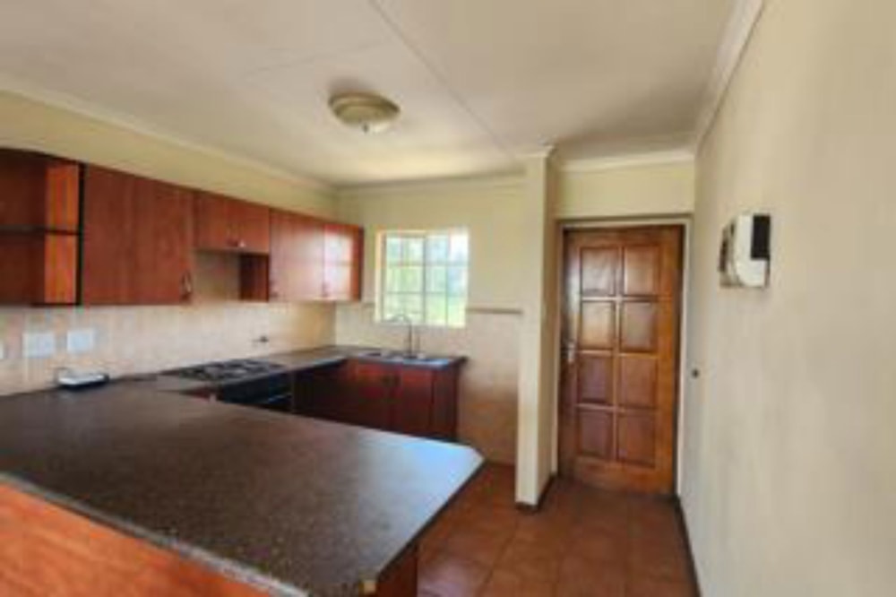 Security complex home to rent in Ben Fleur - 1WD1700732