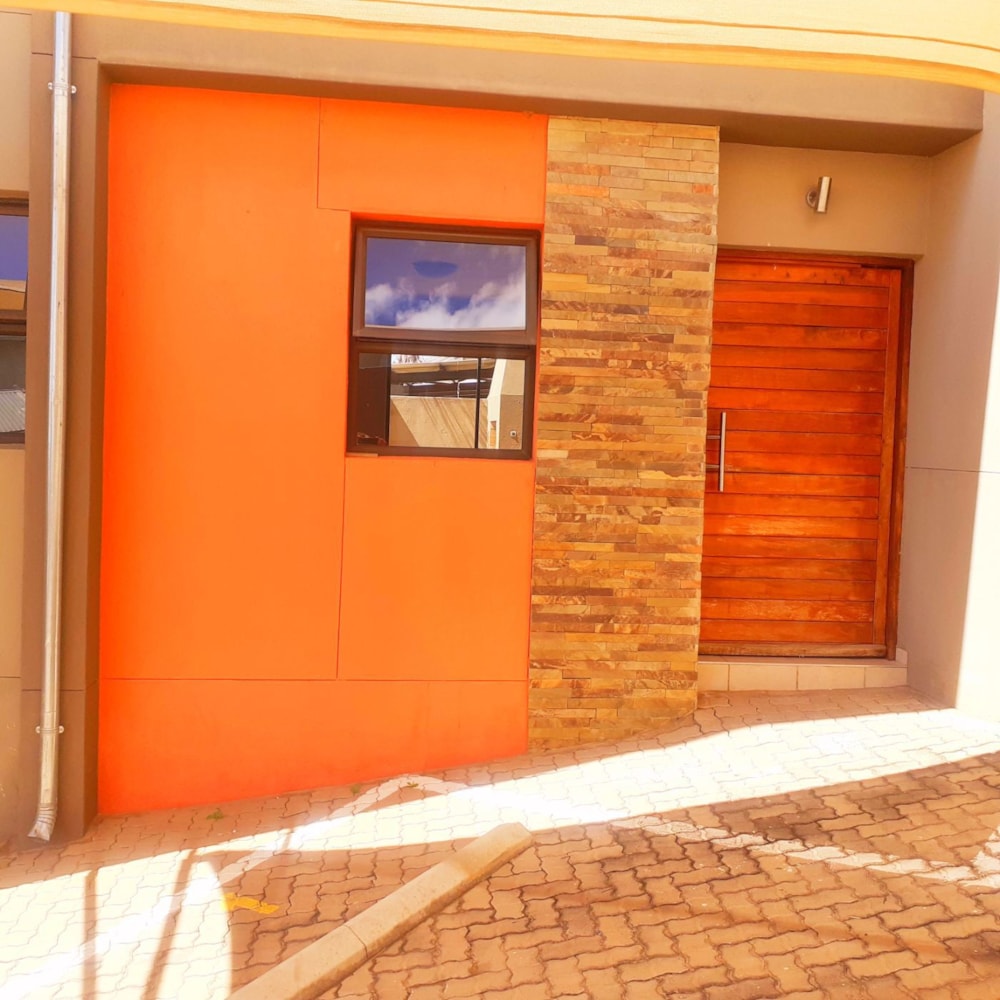 Apartment for sale in Kleine Kuppe, Namibia - 3NM1701742