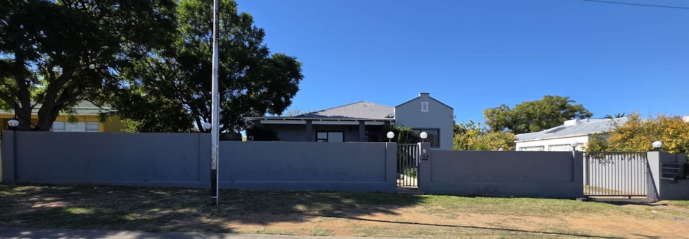 House for sale in Cradock - 1KK1700766