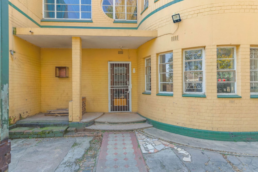 Security complex home for sale in Boksburg - BOK1700809 Security complex home for sale in Boksburg - BOK1700809