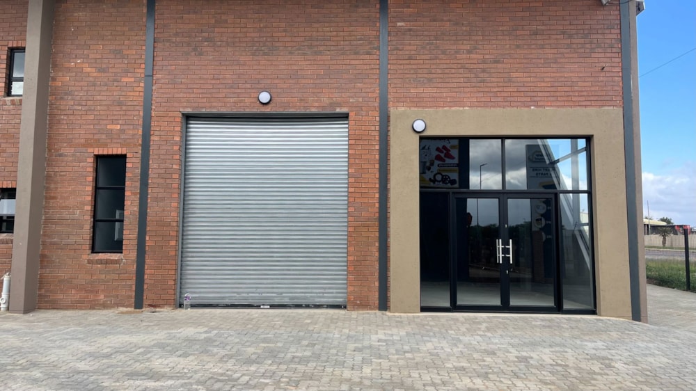 Commercial industrial property to rent in Magna Via - 1PS1700793 Commercial industrial property to rent in Magna Via - 1PS1700793