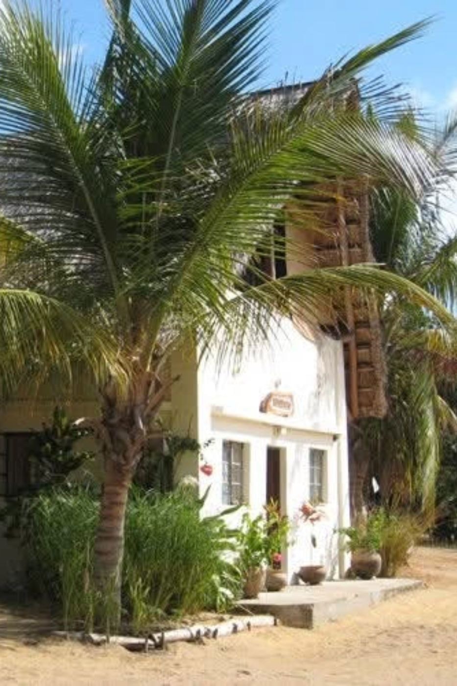 Beach resort for sale in Vilanculos, Mozambique - 3MQ1701376
