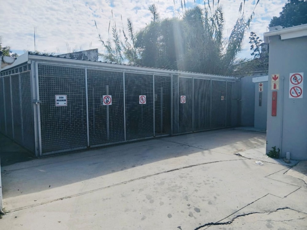 Commercial Building for sale in King Williams Town (Qonce) - 1MH1700854