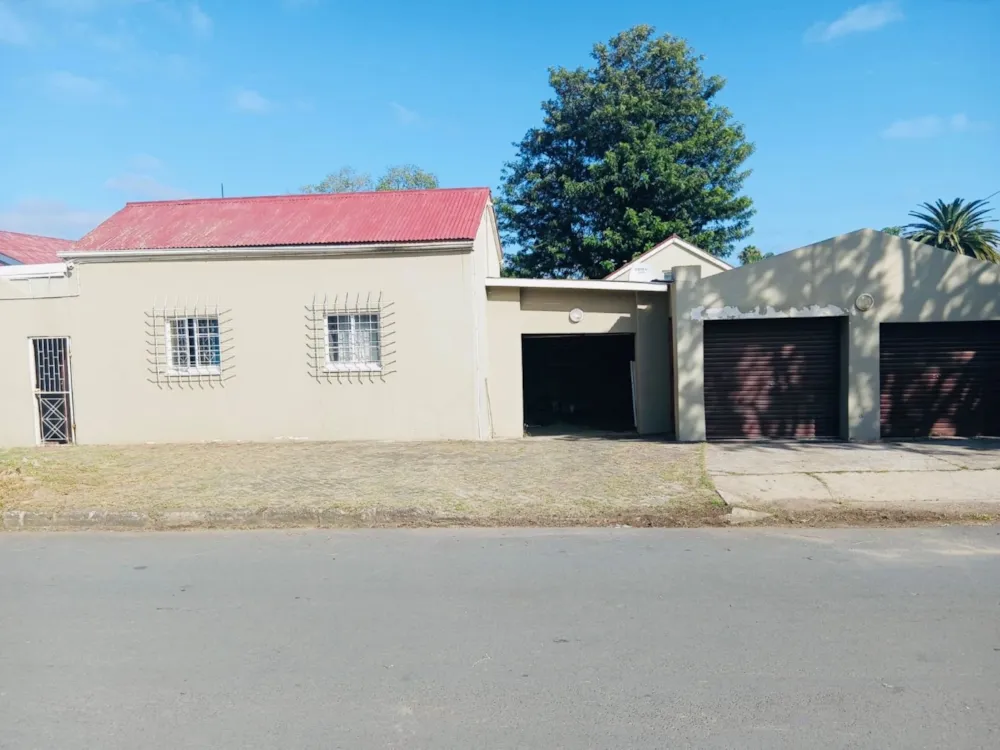 House for sale in King Williams Town (Qonce) - 1MH1700871 House for sale in King Williams Town (Qonce) - 1MH1700871