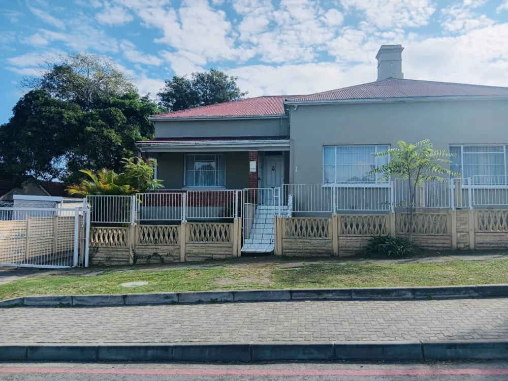 House for sale in King Williams Town (Qonce) - 1MH1700871 House for sale in King Williams Town (Qonce) - 1MH1700871