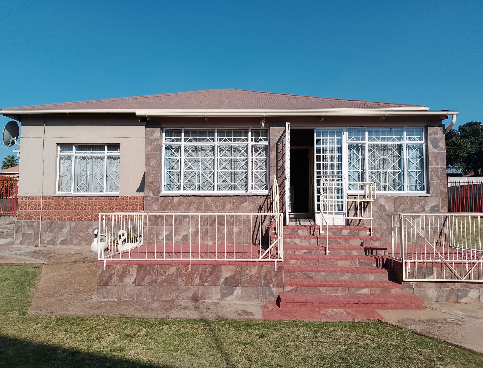 House for sale in Brakpan Central - 1BJ1709140