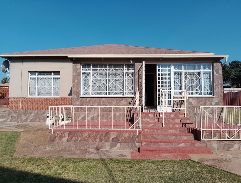 House for sale in Brakpan Central - 1BJ1709140