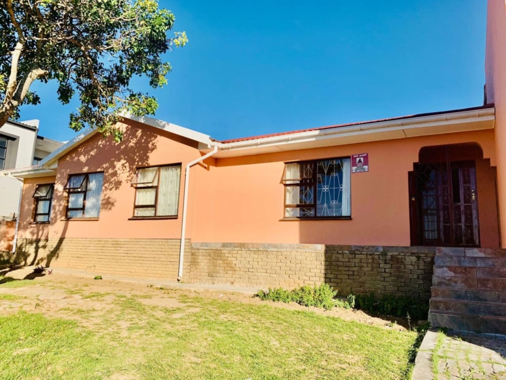 House for sale in King Williams Town (Qonce) - 1MH1700909 House for sale in King Williams Town (Qonce) - 1MH1700909