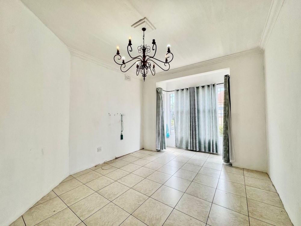 Townhouse for sale in Morningside, Durban - 1DA1700903 Townhouse for sale in Morningside, Durban - 1DA1700903