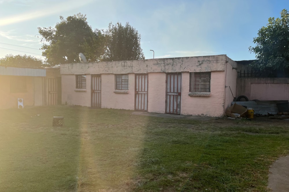 House for sale in Witbank Central (eMalahleni Central)  - 1WD1700952 House for sale in Witbank Central (eMalahleni Central)  - 1WD1700952