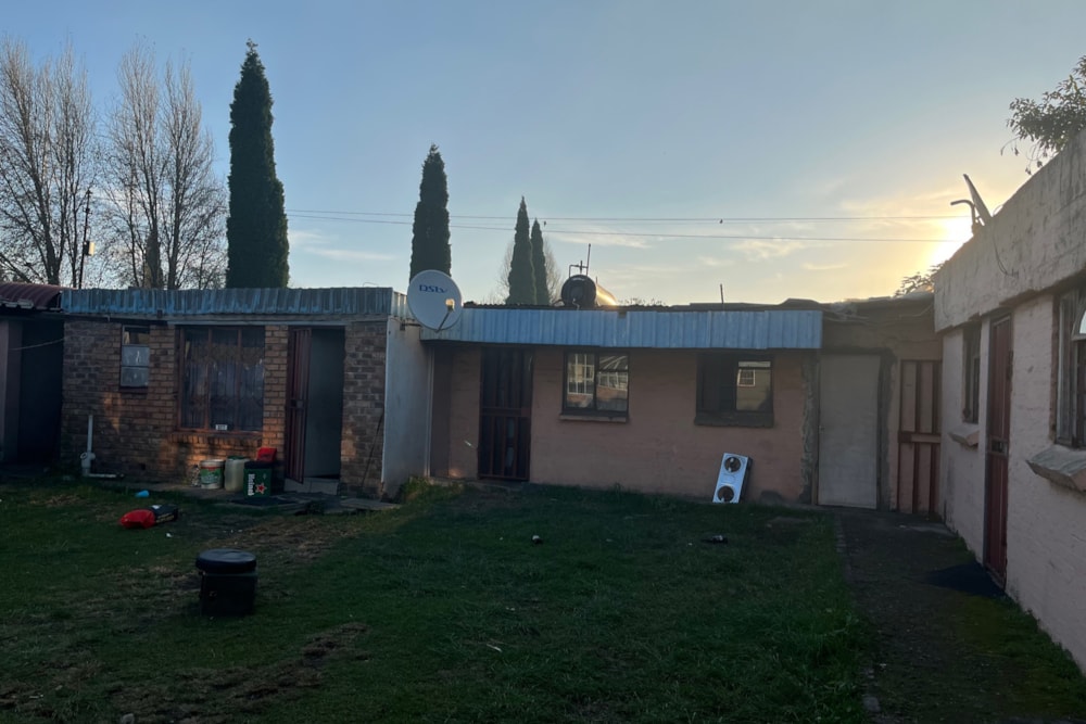 House for sale in Witbank Central (eMalahleni Central)  - 1WD1700952 House for sale in Witbank Central (eMalahleni Central)  - 1WD1700952