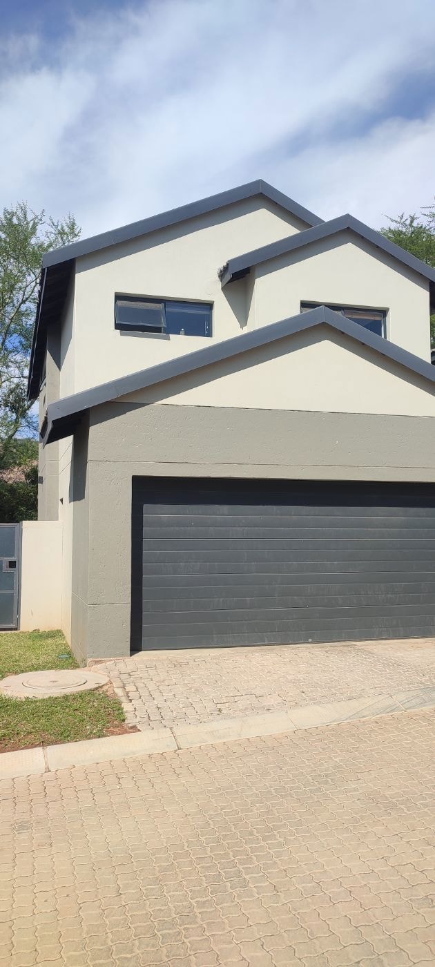Double-storey house for sale in Mbombela Central (Nelspruit Central) - 1NS1706067
